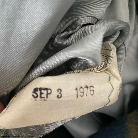 Geoffrey Beene plaid jacket - Picture 9 of 9